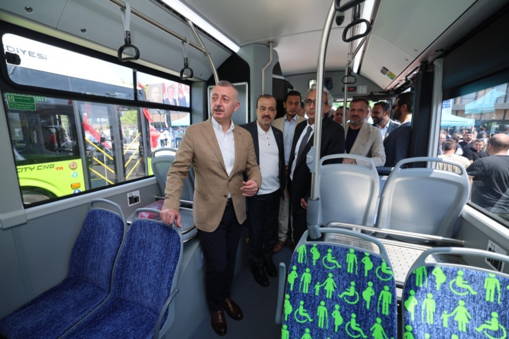 50 yeni otobüs  hizmet için yollarda