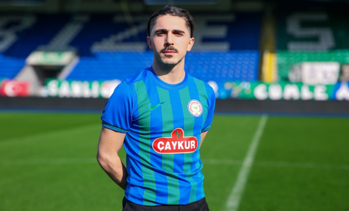 RESMEN RİZESPOR  FORMASINI GİYDİ