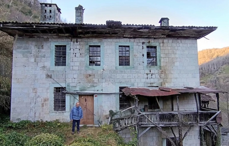 RİZE'DE EŞİ BENZERİ OLMAYAN MUHTEŞEM BİR KONAK